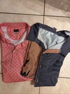 Men's Short Sleeve Button Shirt Duo — Coral Pattern & Navy Colorblock